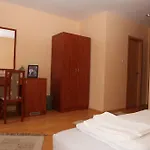 Stan és Panzió 3*