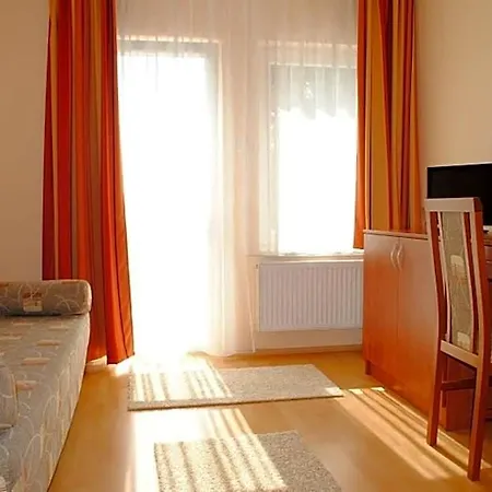 Stan Es Panzio Bed & Breakfast