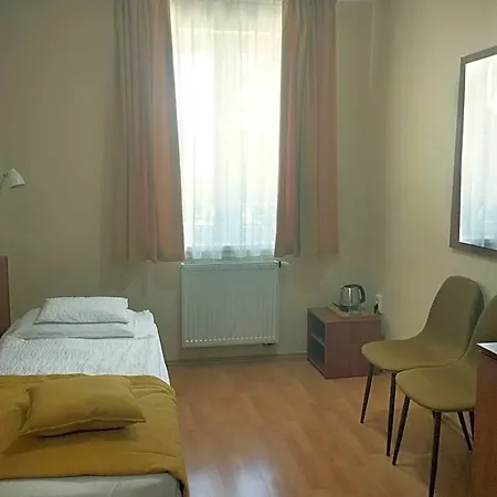 Bed & Breakfast Stan Es Panzio Balatonalmádi