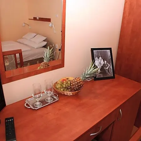 Bed & Breakfast Stan Es Panzio Balatonalmádi