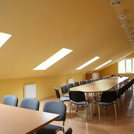 Stan Es Panzio לינה וארוחת בוקר Balatonalmádi